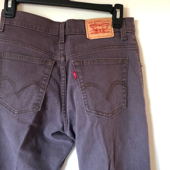 mom jeans high waisted levis